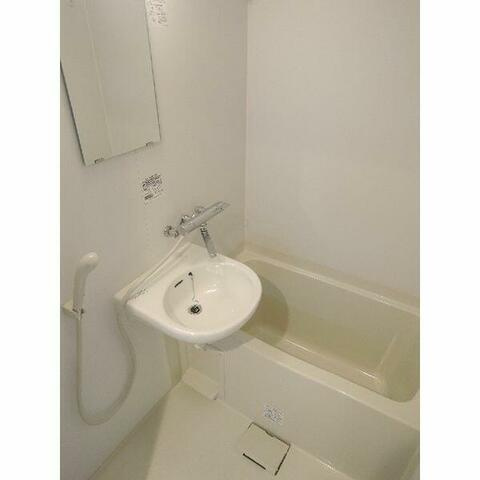 横浜翠葉BuildingⅠの浴室|綺麗なお風呂♪