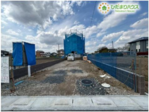 鴻巣市境　第1期　新築一戸建て　ワイウッドコート　04の駐車場