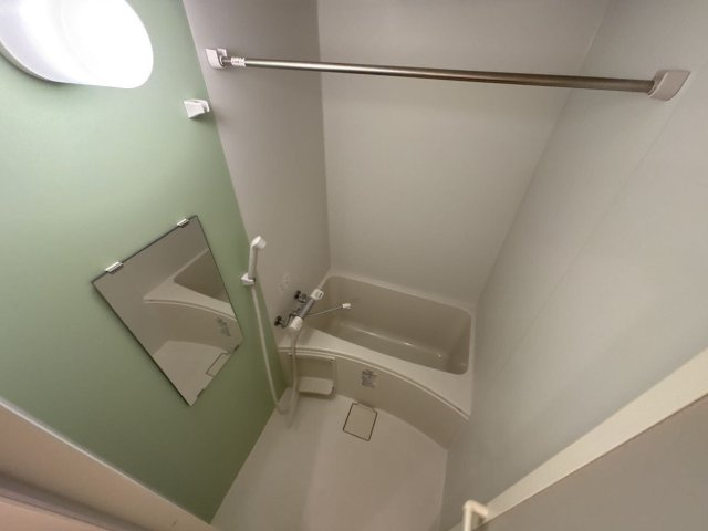 クレイノ白藤の浴室