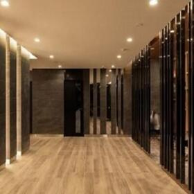 ザ・パークハビオ明大前のエントランス