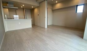 ザ・パークハビオ明大前の居間・リビング