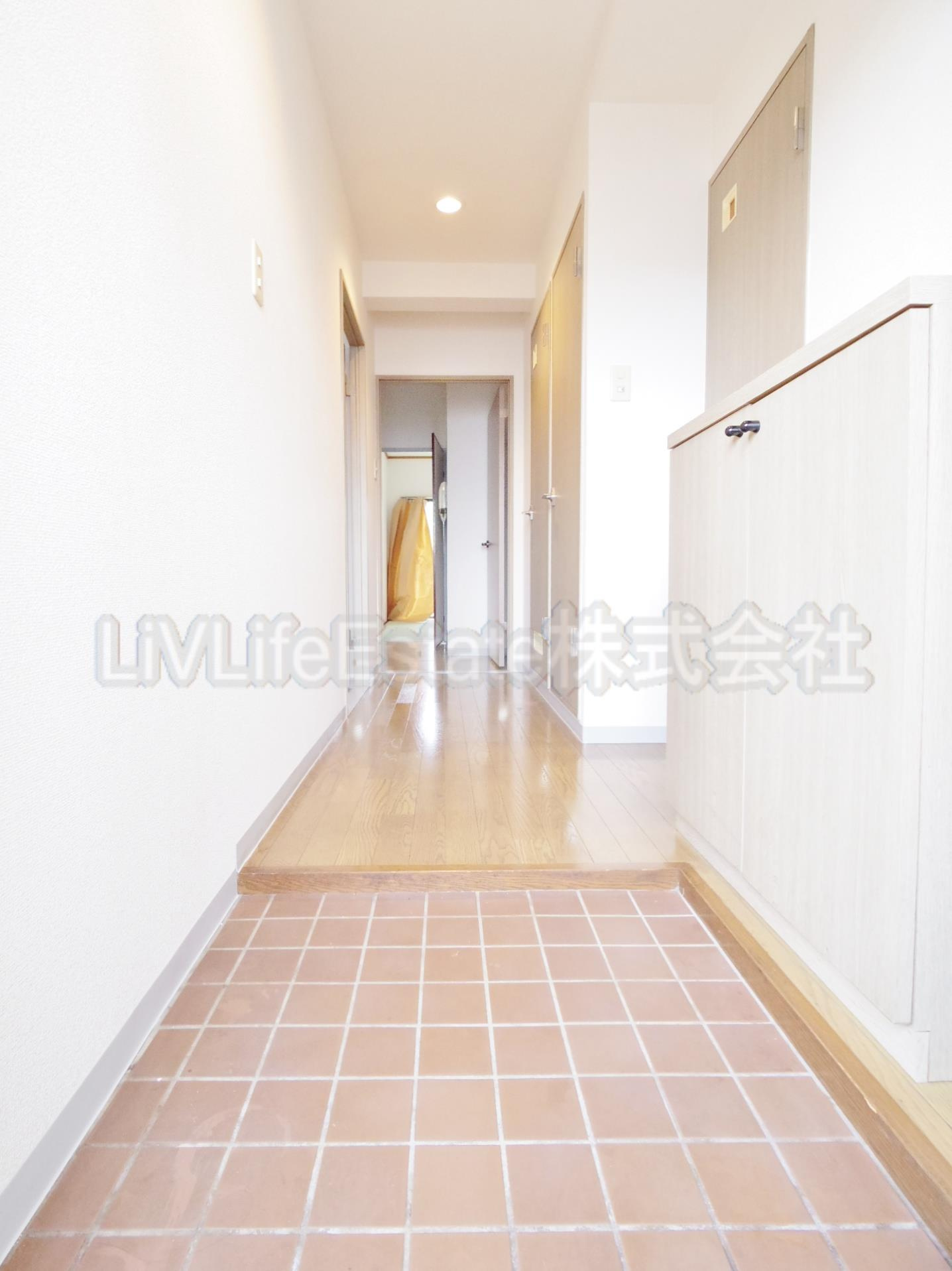 マグノリア千川(マグノリアセンカワ)の玄関