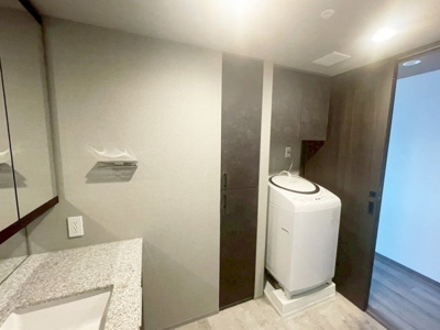 【ランドリースペース】 | ヴェレーナシティ夙川パークナード1