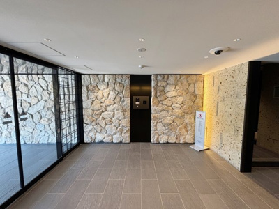 【エントランス】 | ヴェレーナシティ夙川パークナード1 | 女性やお子様がお一人の際も安心なオートロック付