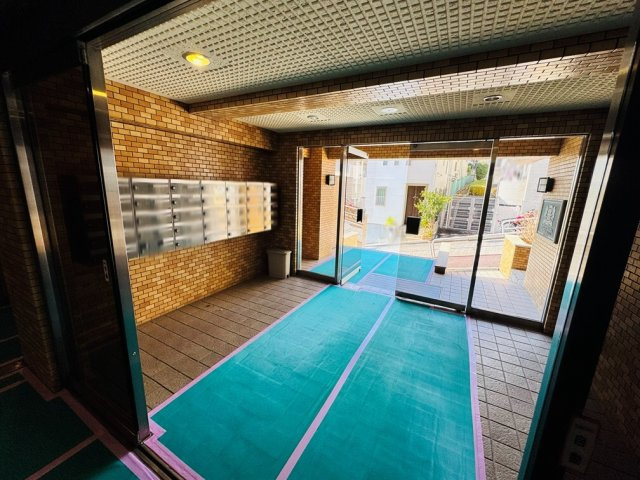【エントランス】 | ライオンズマンション徳丸　（成増店） | 自然環境と調和した良好な住環境
