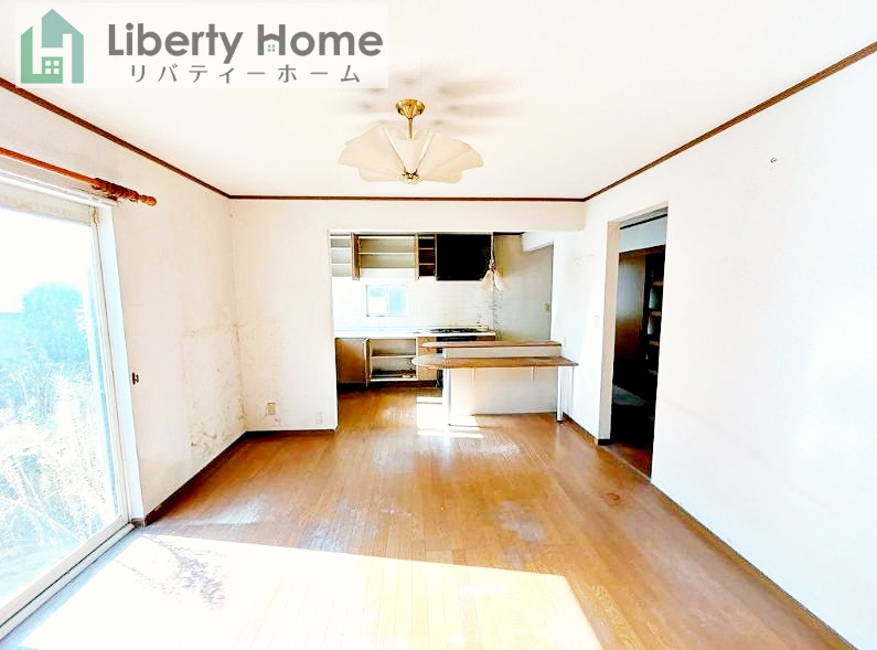 稲敷郡阿見町南平台3丁目　中古戸建の居間・リビング