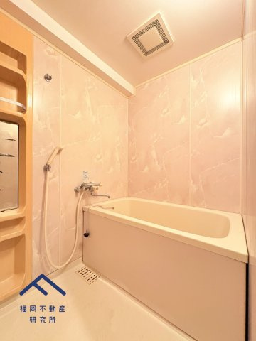 コスモ南福岡ウイングガーデンの浴室