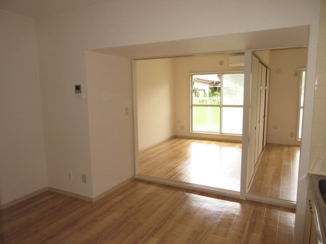 エクセルハイムの居間・リビング