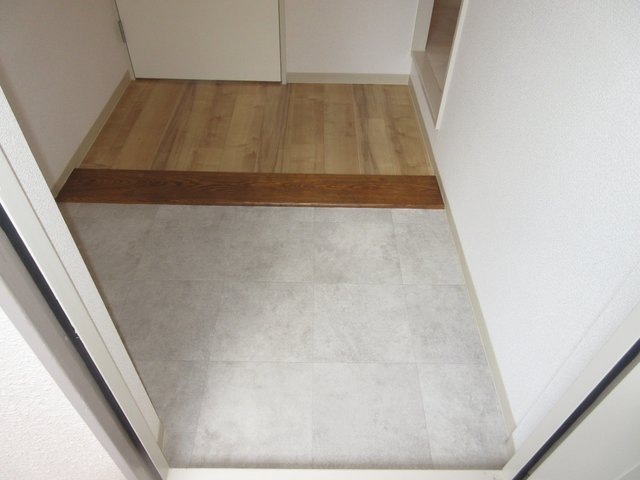 エクセルハイムの玄関