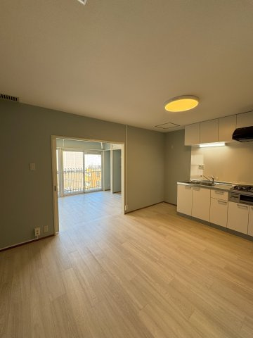 秀和湯島レジデンスの居間・リビング