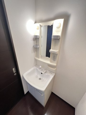 【独立洗面台】