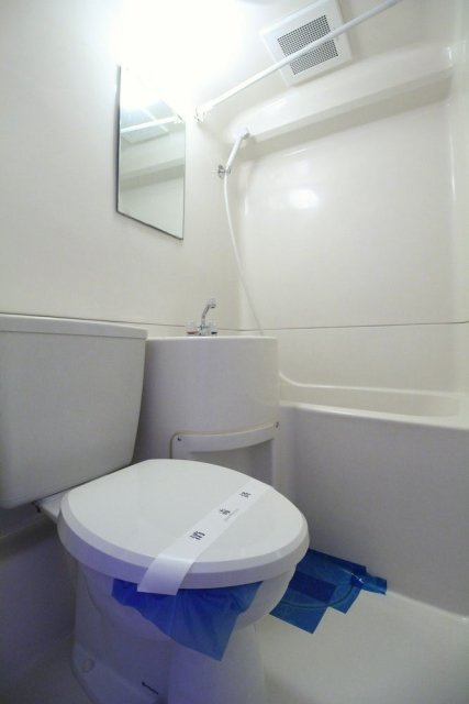 芝ダイヤハイツの浴室