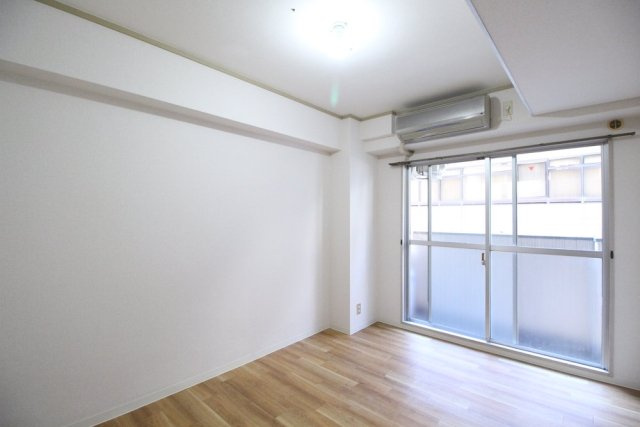 芝ダイヤハイツの洋室