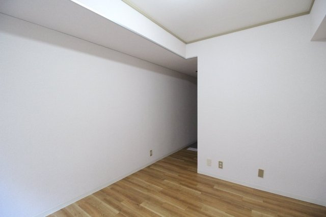 芝ダイヤハイツの洋室