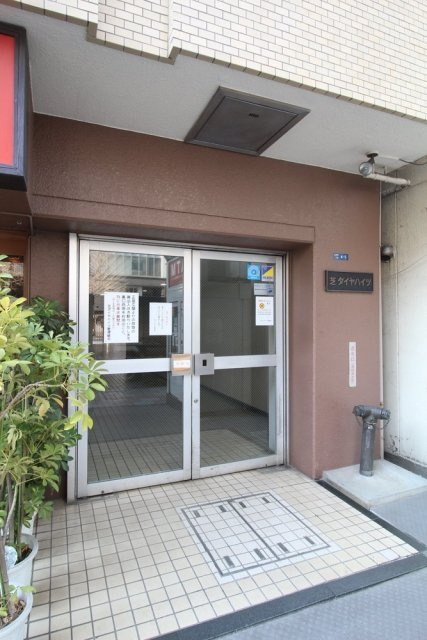 芝ダイヤハイツのエントランス