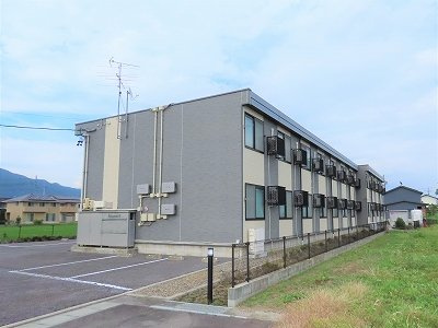 レオパレス満の外観