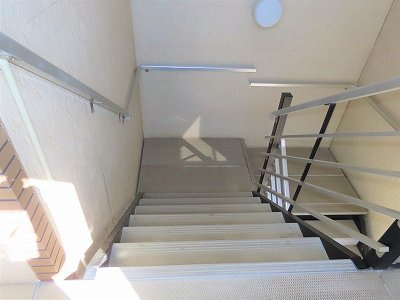 レオパレス柊のその他|階段上からのアングルです