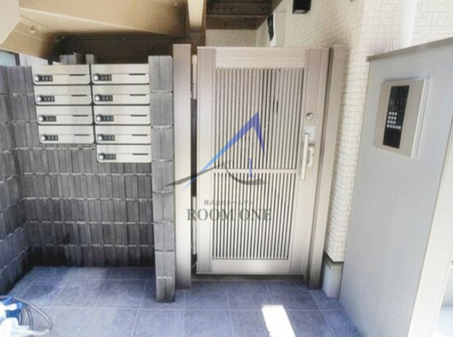 アルコバレーノのエントランス|エントランスです。