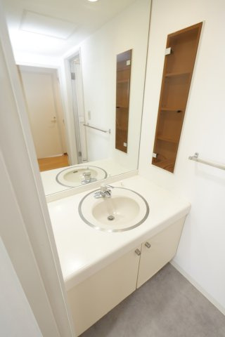 潮ハイツの独立洗面台|別部屋サンプル