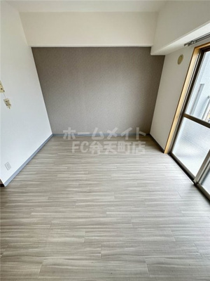 【居間・リビング】 | アスティナ弁天町 | リビングです