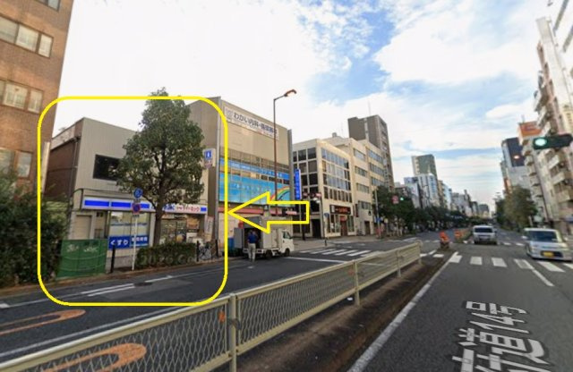 ローソン天六店2階貸店舗の外観