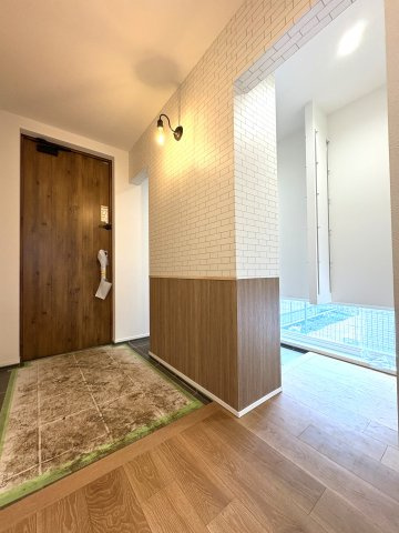 FUJISAWA SMART LIFE — 収納充実のデザイナーズハウスの玄関