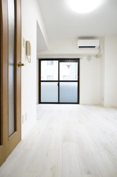 ＹＳビルのバルコニー