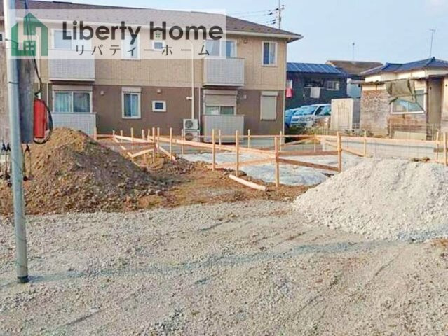 常総市水海道諏訪町第3　新築戸建　4号棟の前面道路含む現地写真