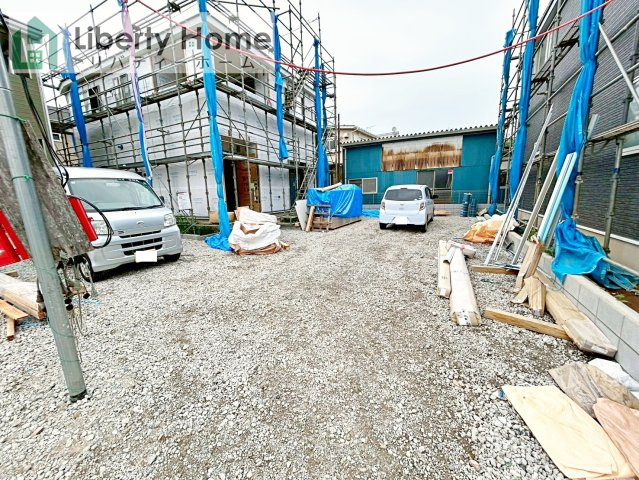常総市水海道諏訪町第3　新築戸建　4号棟の駐車場