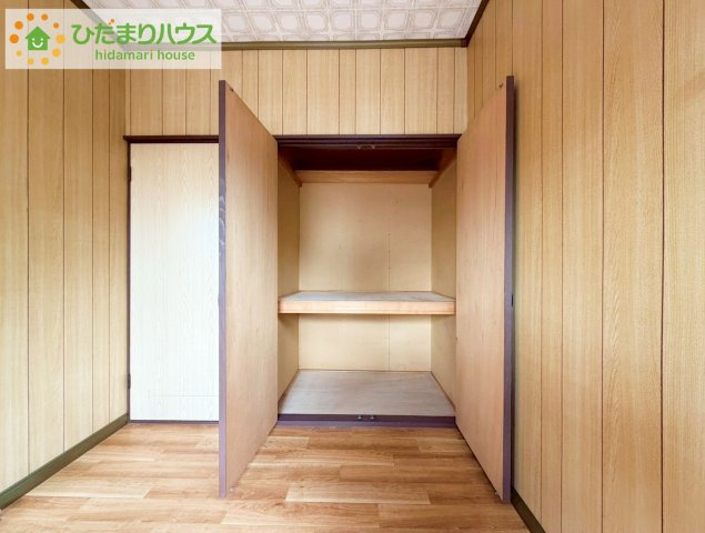 常陸太田市大森町　中古戸建の収納|こたつや扇風機などの季節物もポンポンしまえる大容量の収納付き♪