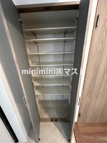 プレサンスNEO九条ディアシスの収納