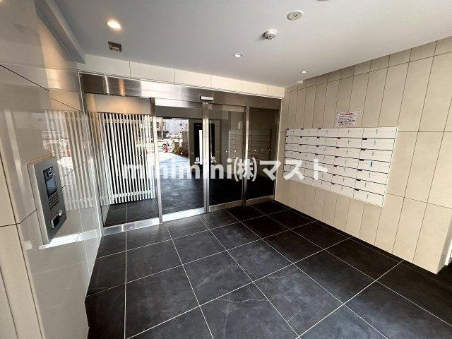 プレサンスNEO九条ディアシスのロビー