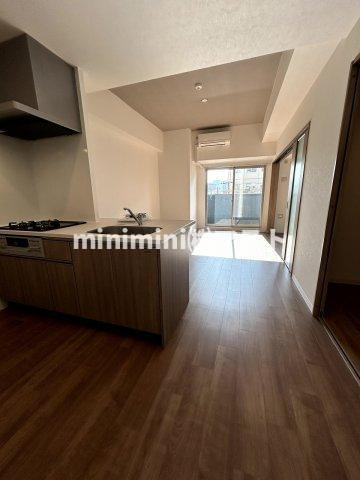 プレサンスNEO九条ディアシスの居間・リビング