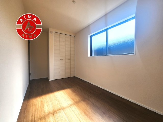福岡市東区舞松原5丁目第1-2棟（2号棟）の子供部屋|穏やかな光が差し込む室内には、穏やかな時間が流れます。