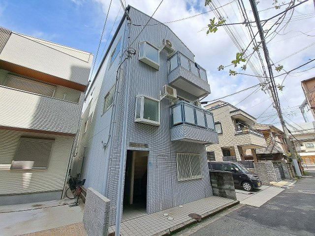 エレガントルーム鳴尾の外観