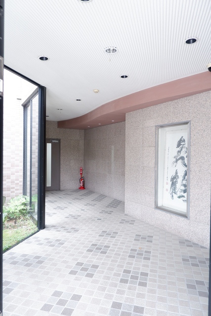 グランビア庚午中のロビー