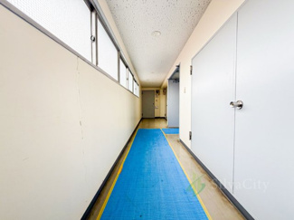【その他共用部分】 | マンション和泉苑 | 廊下