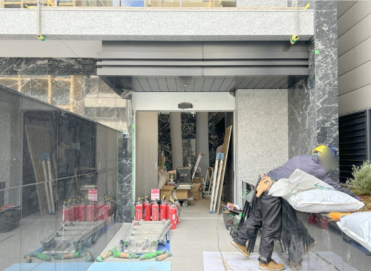 S-RESIDENCE松屋町asenceのエントランス