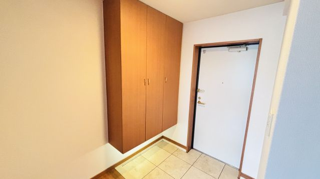 コアマンションネクステージ平成さくら通りの玄関