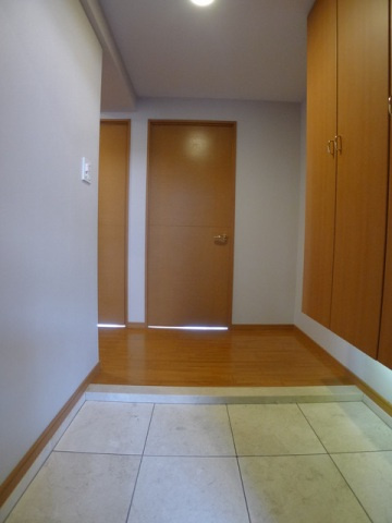 コアマンションネクステージ平成さくら通りの玄関