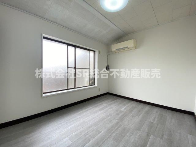 森河内西2丁目中古戸建の寝室|落ち着いて過ごせるお部屋なので、寝室にいかがでしょうか