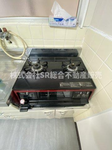 森河内西2丁目中古戸建のキッチン|2口コンロ、グリル付きです！