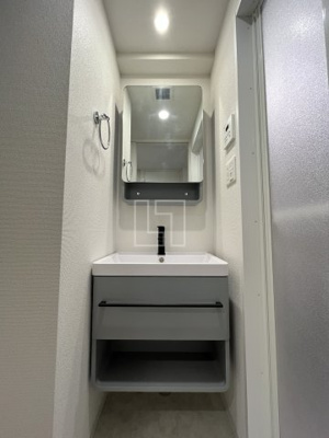 【独立洗面台】 | セレニテ本町東リアン | セレニテ本町東リアン　独立洗面化粧台