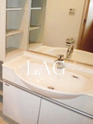 【洗面所】 | レックス海岸通りレジデンス | 洗面台です。