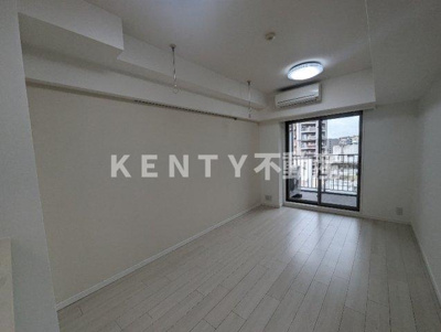 【居間・リビング】 | コンフォリア蒲田 | こちらの居間で趣味の時間をお楽しみください