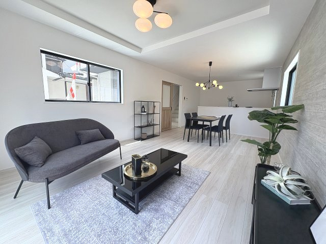 【居間・リビング】 | 福岡市南区皿山3丁目7期　2号棟（全2棟）【仲介手数料無料・0円】 | 現地写真。