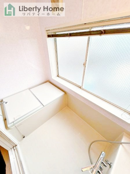 稲敷郡阿見町阿見　中古戸建の浴室