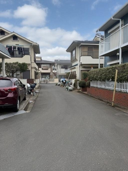 【周辺】 | 間口が奥行きより長い、綺麗な地形　・　建築条件はございません