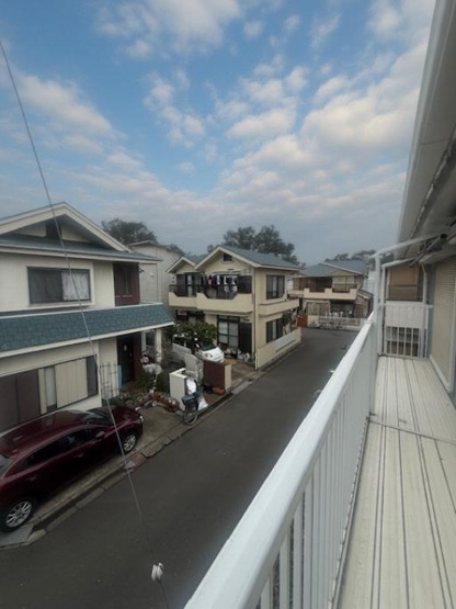 【周辺】 | 間口が奥行きより長い、綺麗な地形　・　建築条件はございません | 現在建物からの眺望