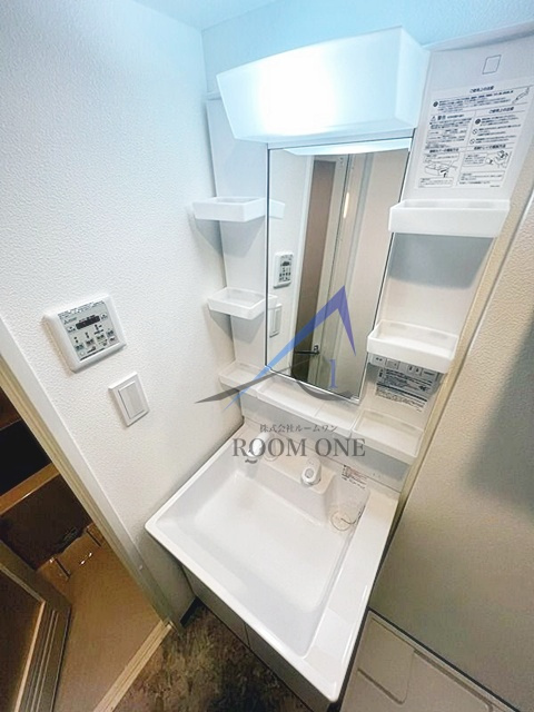 ＡＺＥＳＴ浅草の洗面所|洗面台です。